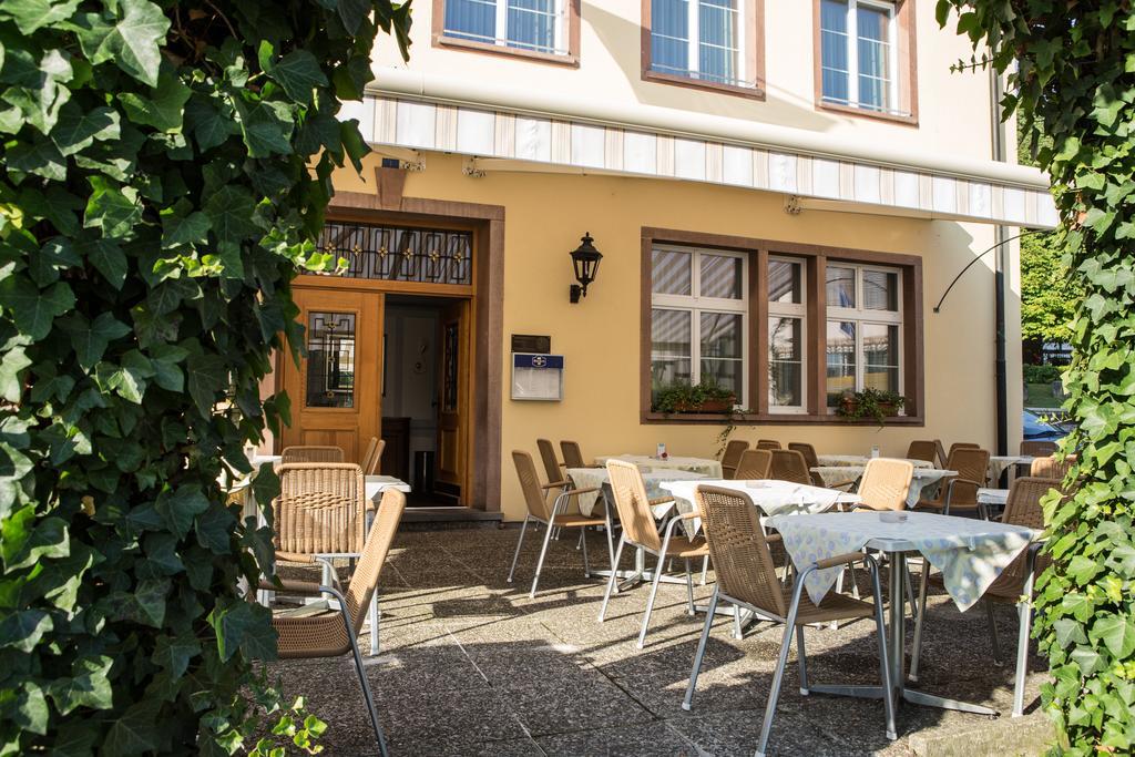 Hotel Rössli Allschwil Exteriör bild